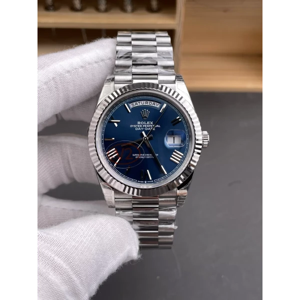 VS Factory (V2) Rolex Day-Date 40mm Blue Sunburst Roman Dial Fluted Bezel President Bracelet (228239) 1:1 Super Clone – DD3255 Movement