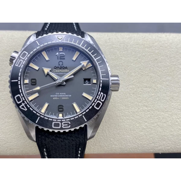 VS Factory Omega Seamaster Planet Ocean 600M 43.5mm Gunmetal Grey Dial Brushed Bezel (215.32.44.21.01.002) 1:1 Super Clone – DD8900 Movement