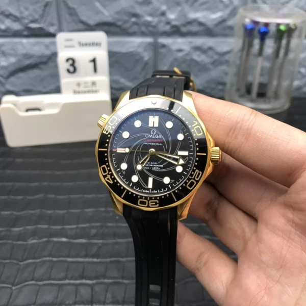 VS Factory Omega Seamaster Diver 300M 42mm James Bond 50th Anniversary 18K Yellow Gold (210.62.42.20.01.001) 1:1 Super Clone – Dandong DD8807 Movement