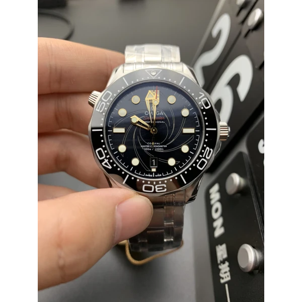 VS Factory Omega Seamaster Diver 300M James Bond 50th Anniversary OHMSS 42mm Black Gun-Barrel Dial Black Ceramic Bezel Stainless Steel Bracelet (210.22.42.20.01.004) 1:1 Super Clone – D