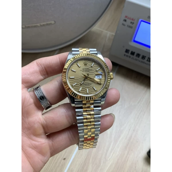 VS Factory Rolex Datejust 41mm Two-Tone Yellow Gold Fluted Motif Dial Jubilee Bracelet (126333) 1:1 Super Clone – DD3235 Movement