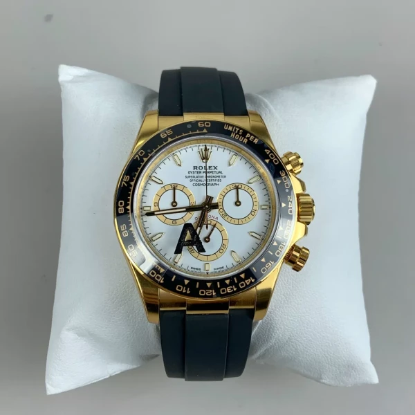 VS Factory Rolex Cosmograph Daytona Yellow Gold White Dial Rubber Strap (126518LN) 1:1 Super Clone – DD4131 Movement
