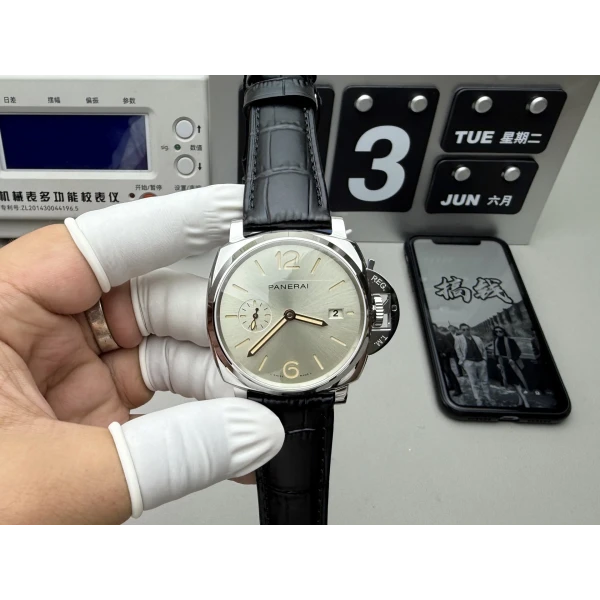 VS Factory Panerai Luminor Due 42mm Ivory Dial Black Leather Strap Smooth Bezel (PAM01249)1:1 Super Clone – DDP.900 Movement
