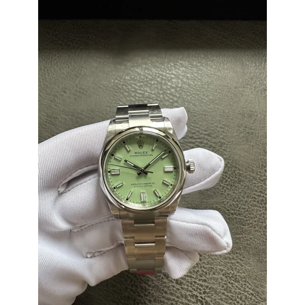 VS Factory Rolex Oyster Perpetual 41mm “Pistachio Green” Dial Smooth Bezel Oyster Bracelet (124300) 1:1 Super Clone – DD3230 Movement