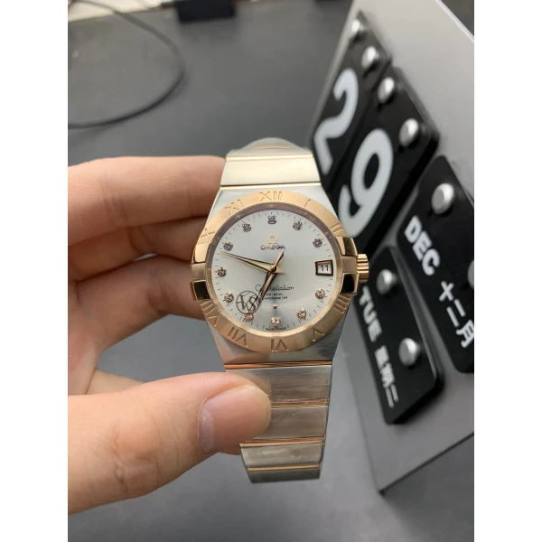 VS Factory Omega Constellation 38mm Two-Tone Rose Gold Diamond Dial (123.20.38.21.52.001) 1:1 Super Clone – DD8500 Movement