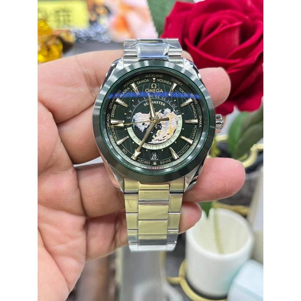 VS Factory Omega Seamaster Aqua Terra 150M GMT Worldtimer 43mm Green Dial Green Ceramic Bezel (220.30.43.22.10.001) 1:1 Super Clone - DD8938 Movement