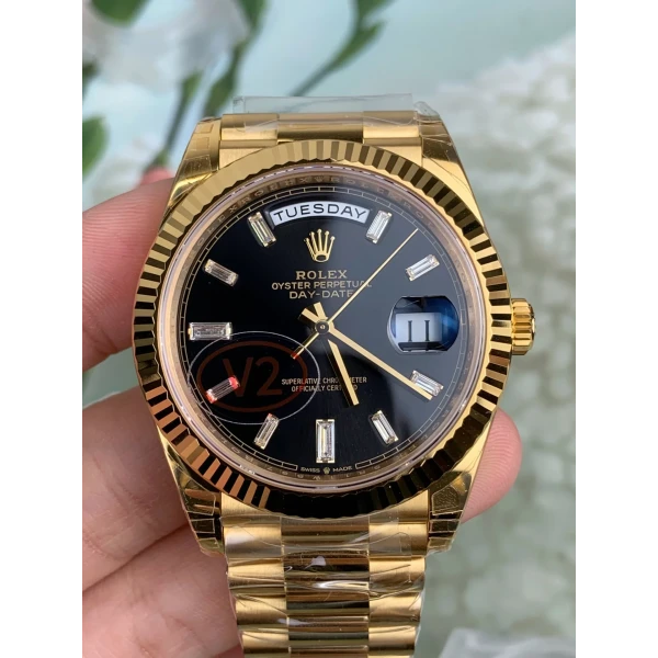 VS Factory Rolex Day-Date 40 Yellow Gold Black Baguette Diamond Dial (228238) V2 1:1 Super Clone – DD3255 Movement